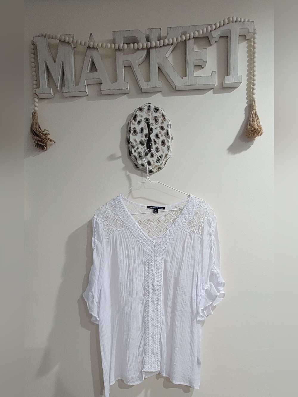 Zac & Rachel White Lace V-Neck Peasant Tunic